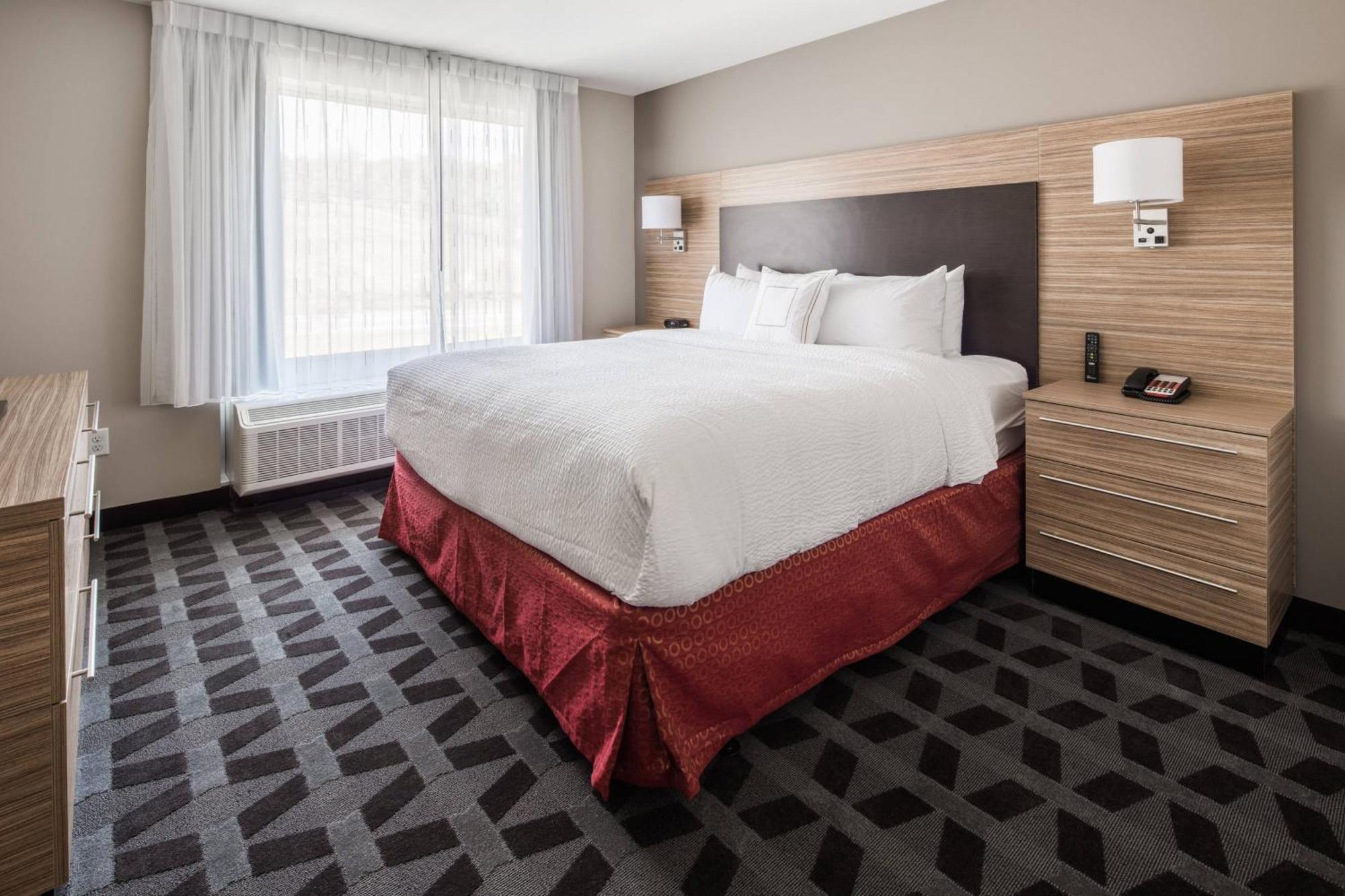 Towneplace Suites By Marriott Кливленд Номер фото