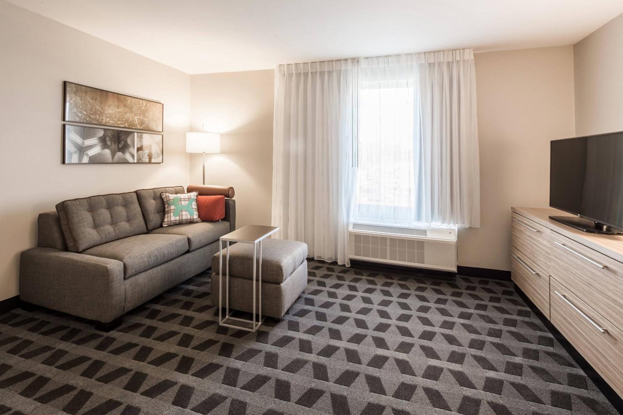 Towneplace Suites By Marriott Кливленд Номер фото