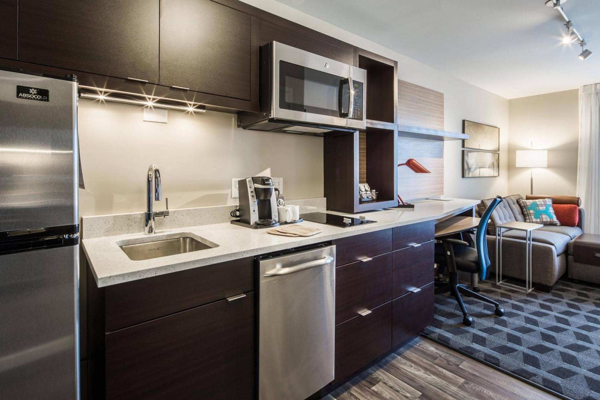 Towneplace Suites By Marriott Кливленд Номер фото